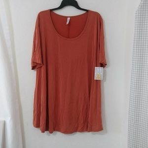 Short sleeve tee shirt